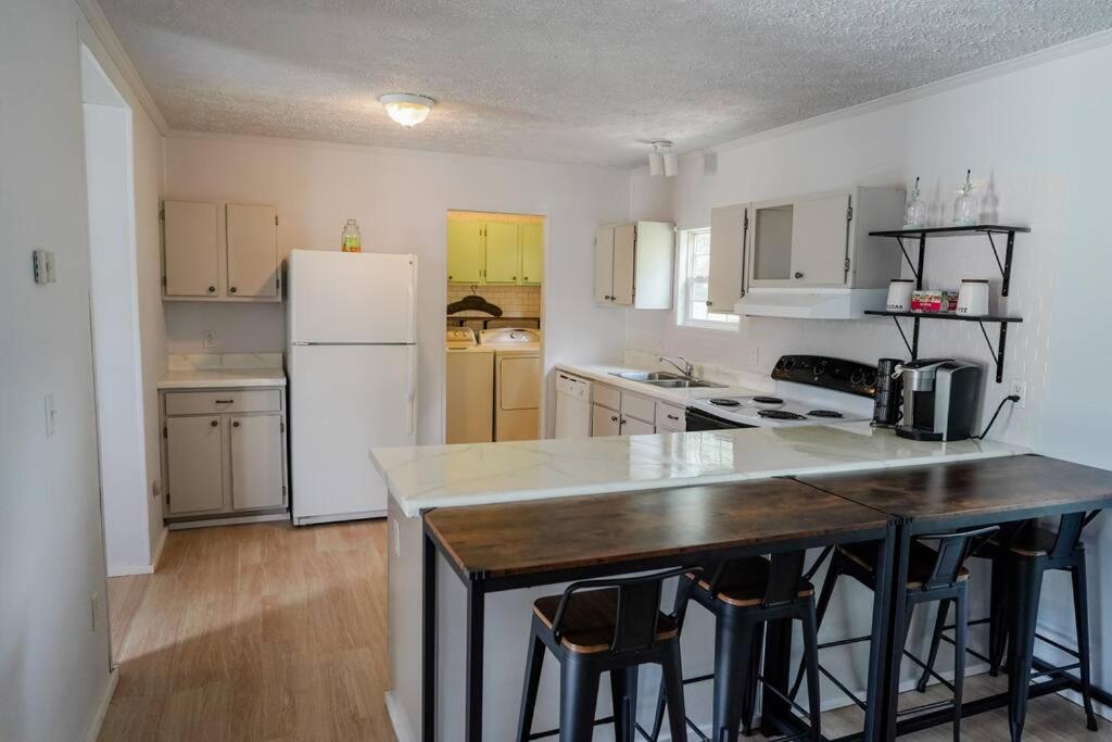 Beautiful Stylish 3 Bedroom Home In Greenville Eksteriør bilde